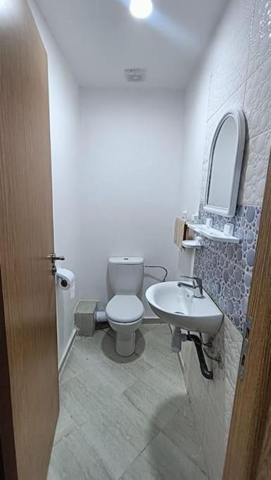 Modern Family Apartment Near Airport Маракеш Екстериор снимка