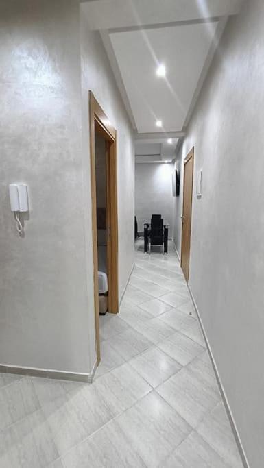 Modern Family Apartment Near Airport Маракеш Екстериор снимка